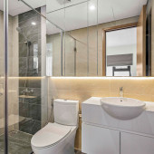 4.TOILET.jpg